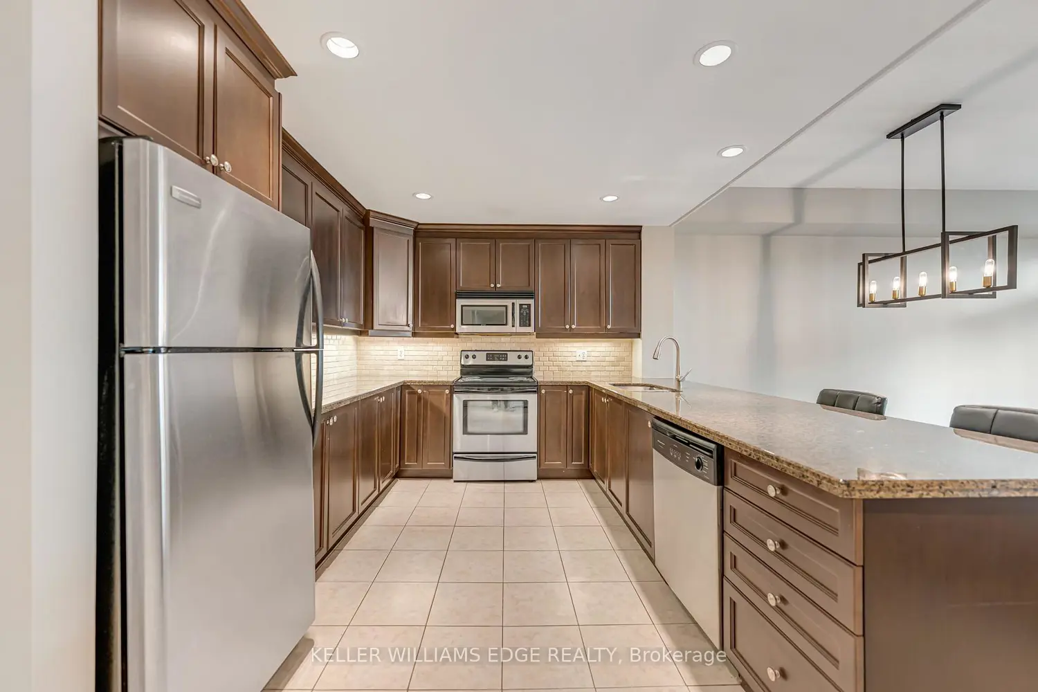 396 Plains Road 207 photo 3