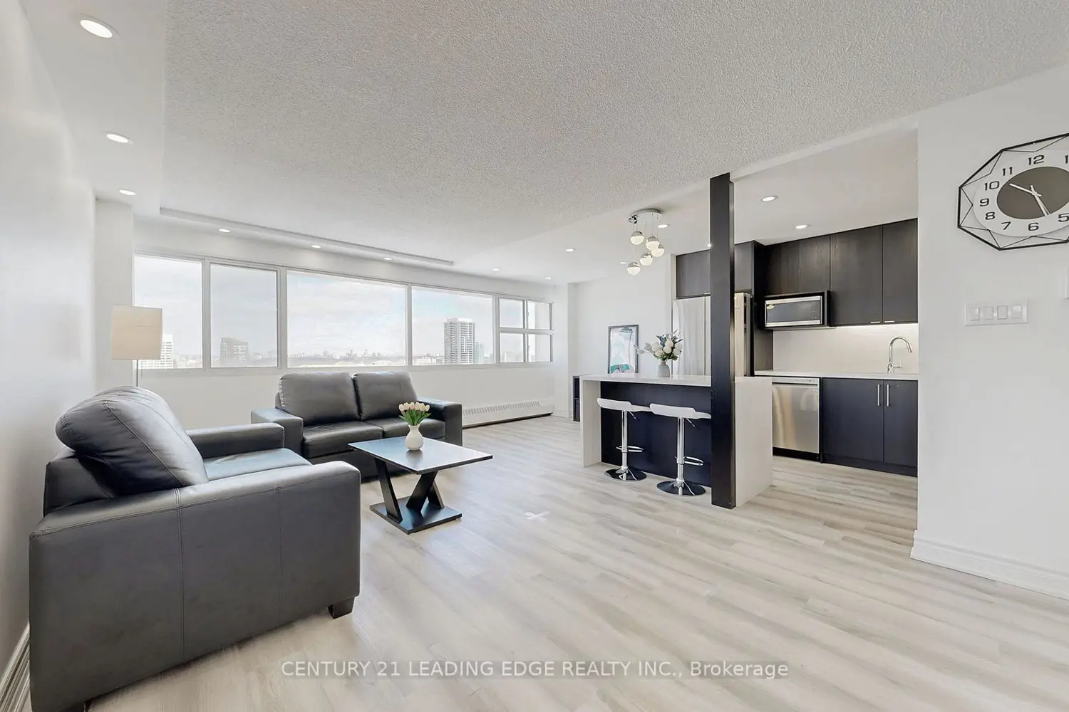 735 Don Mills Road 2607