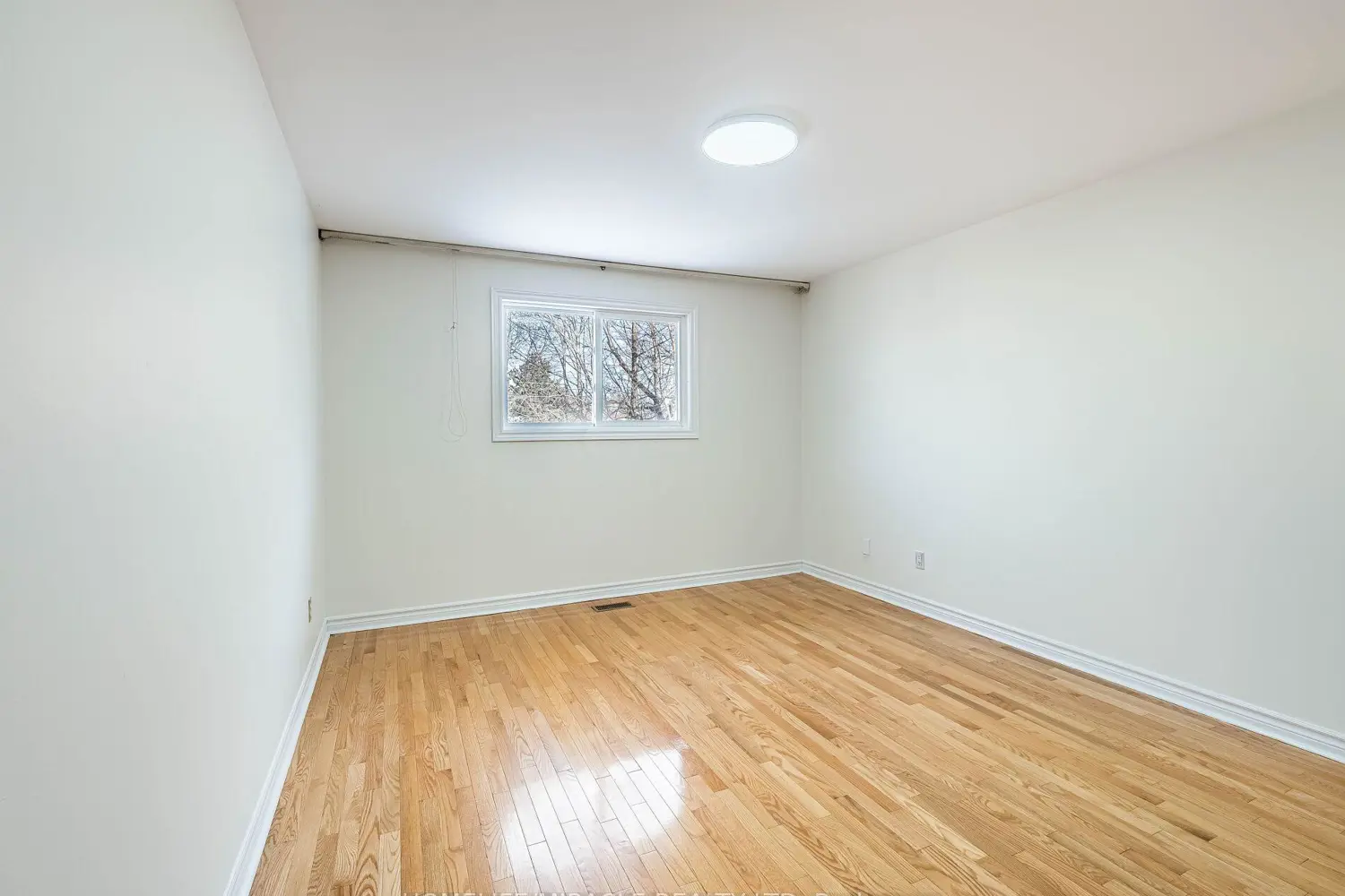 Additional image 7 of 209 Apache Trail