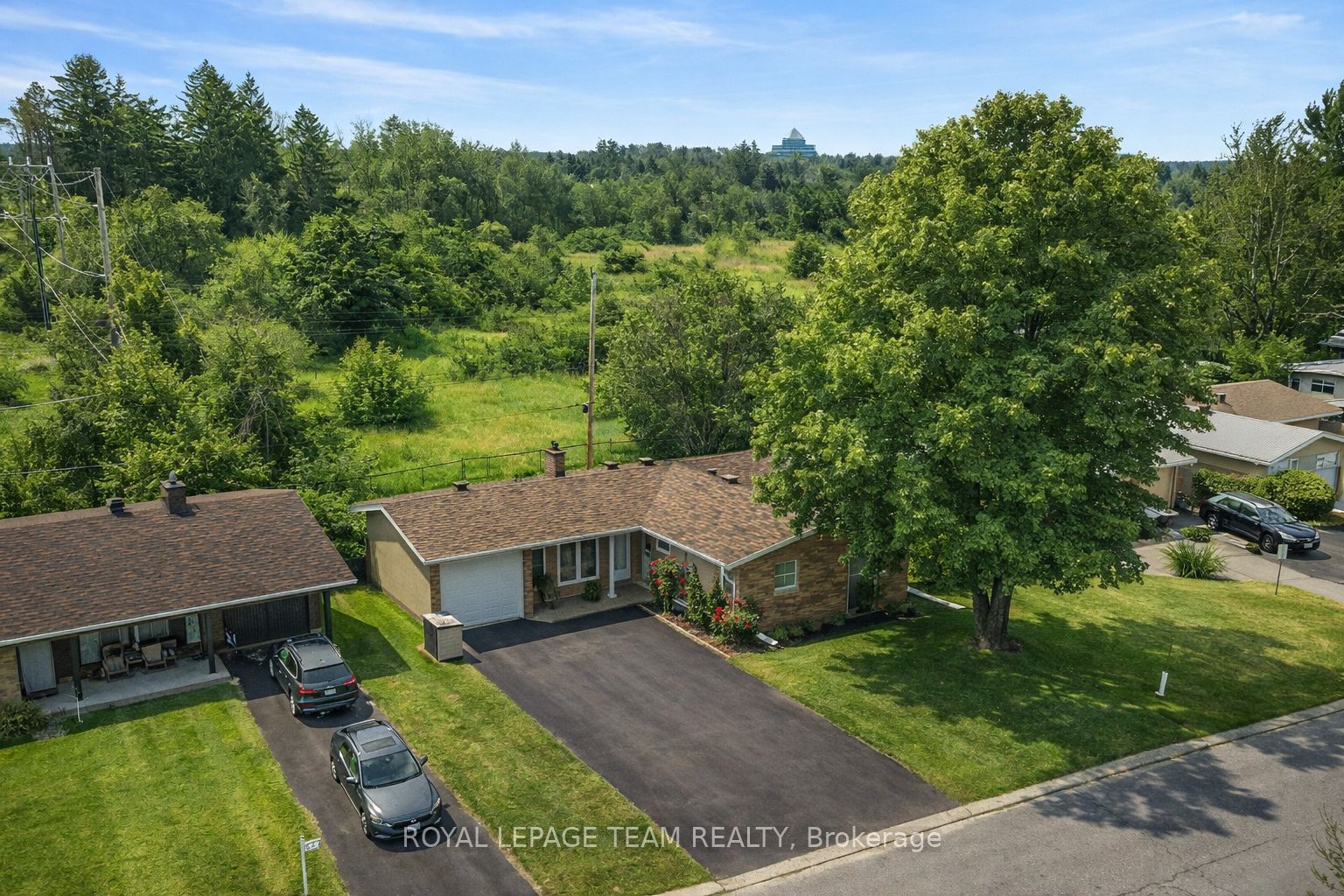Additional image 2 of 26 Solva Drive, Ottawa, ON, K2H 5R5