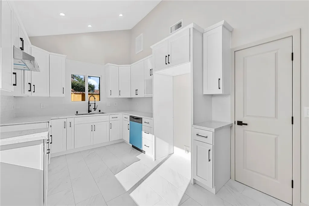 Additional image 9 of 13249 Kagel Canyon Street, Pacoima, CA 91331