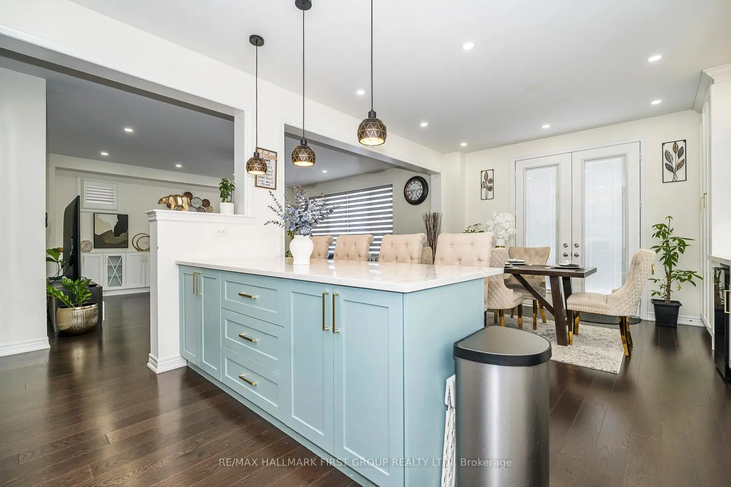 Additional image 10 of 9 Toulouse Street