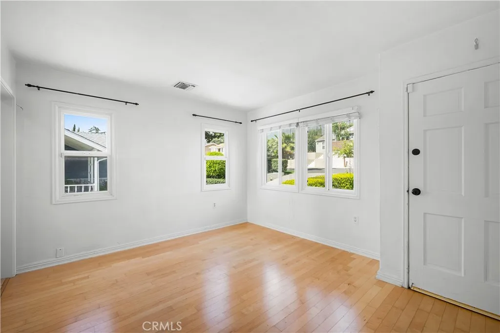 Additional image 9 of 3120 Alabama St, La Crescenta, CA 91214