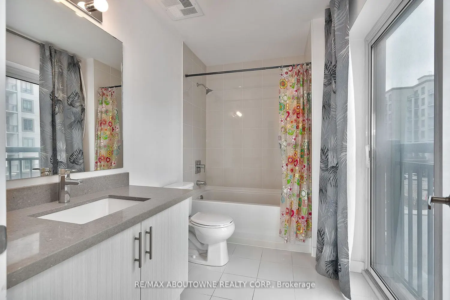 Additional image 11 of 2490 Old Bronte Road 306