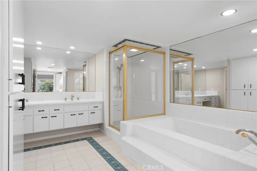 Additional image 76 of 809 Highland Drive, La Canada Flintridge, CA 91011