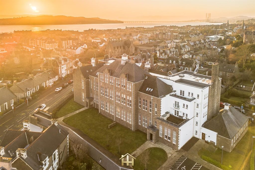 Additional image 2 of 2 bed flat for saleWhinny Brae, Broughty Ferry DD5