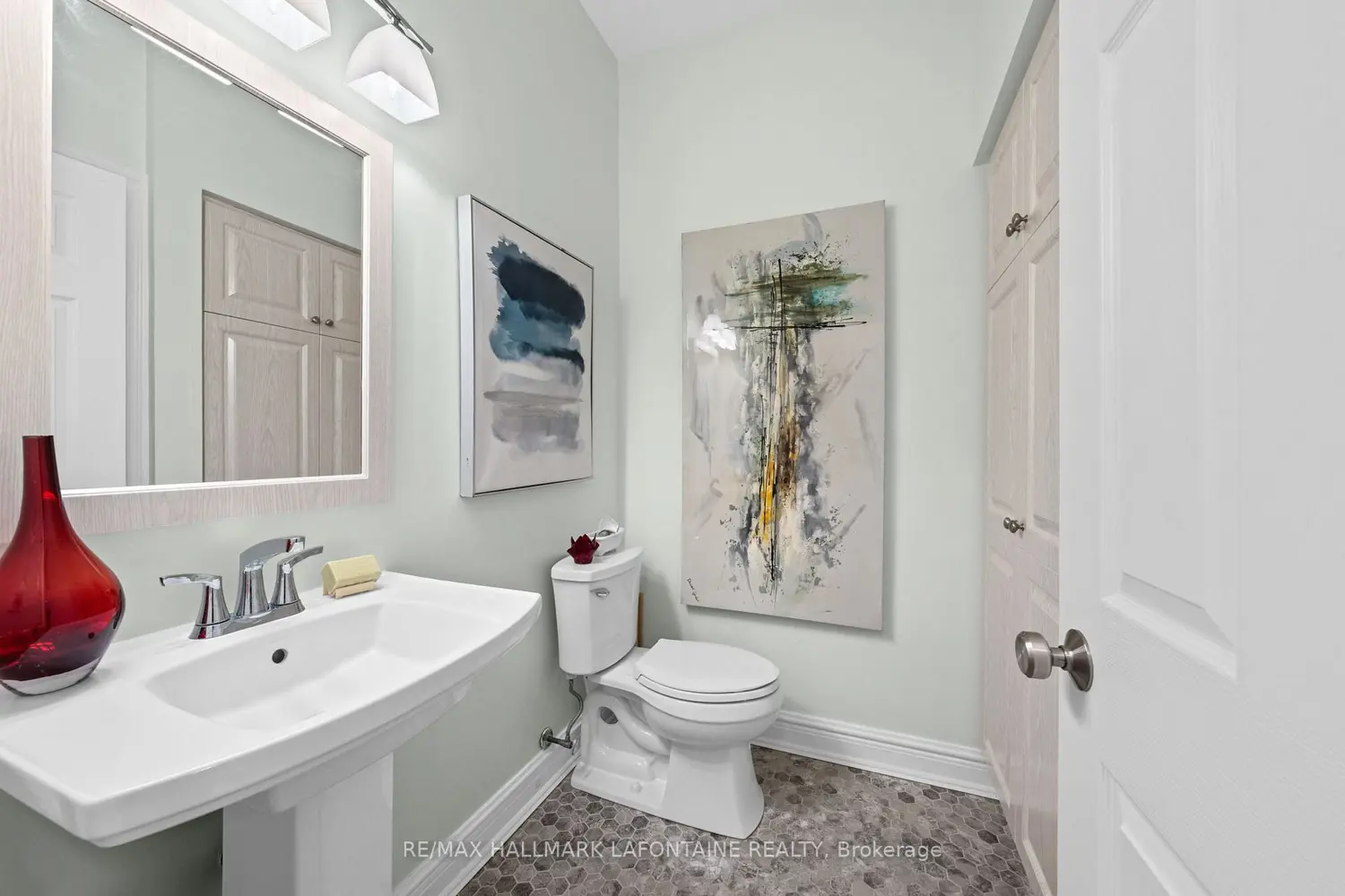 Additional image 16 of 1 Rosamond Street 107