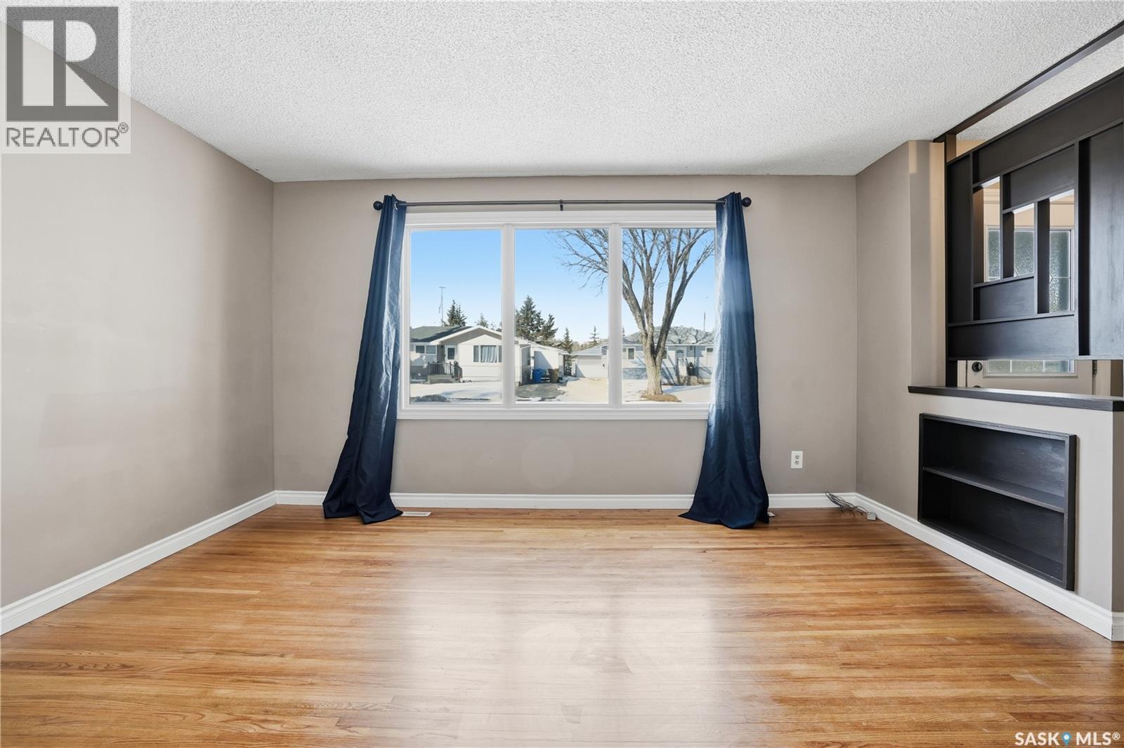 Additional image 5 of 115 Mccaul Crescent, Regina, SK, S4R3X4