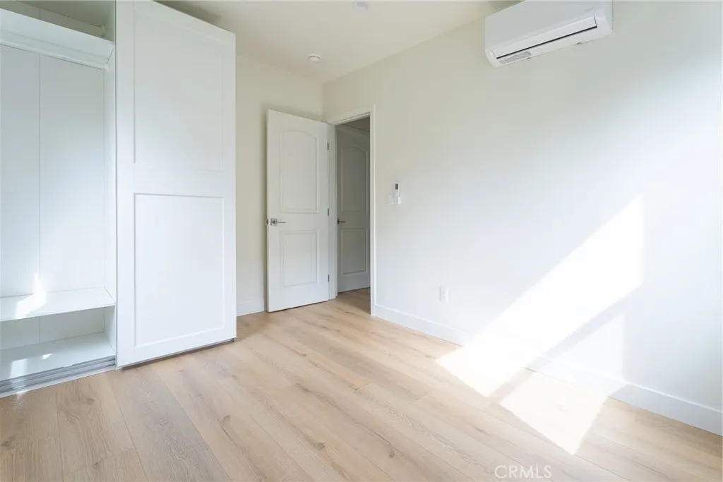 Additional image 57 of 1065 E Spazier Ave Unit 102, Burbank, CA 91502