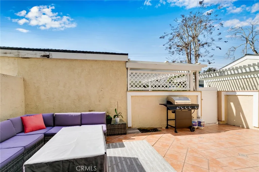 3340 E Collins Avenue Unit 21, Orange, CA 92867 photo 4