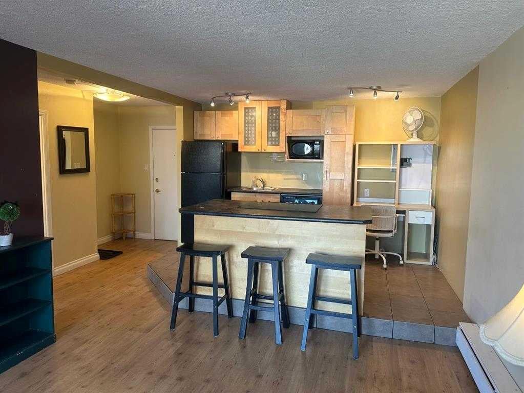 Additional image 2 of 705-1236 15 Avenue SW, Calgary, AB, T3C0X5