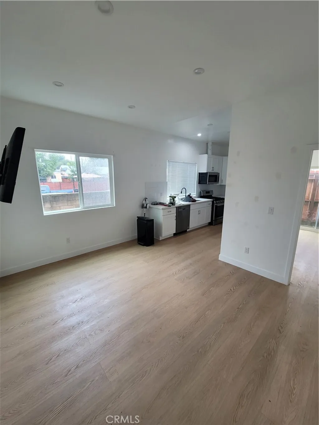 Additional image 6 of 7103 Yarmouth Ave, Reseda, CA 91335