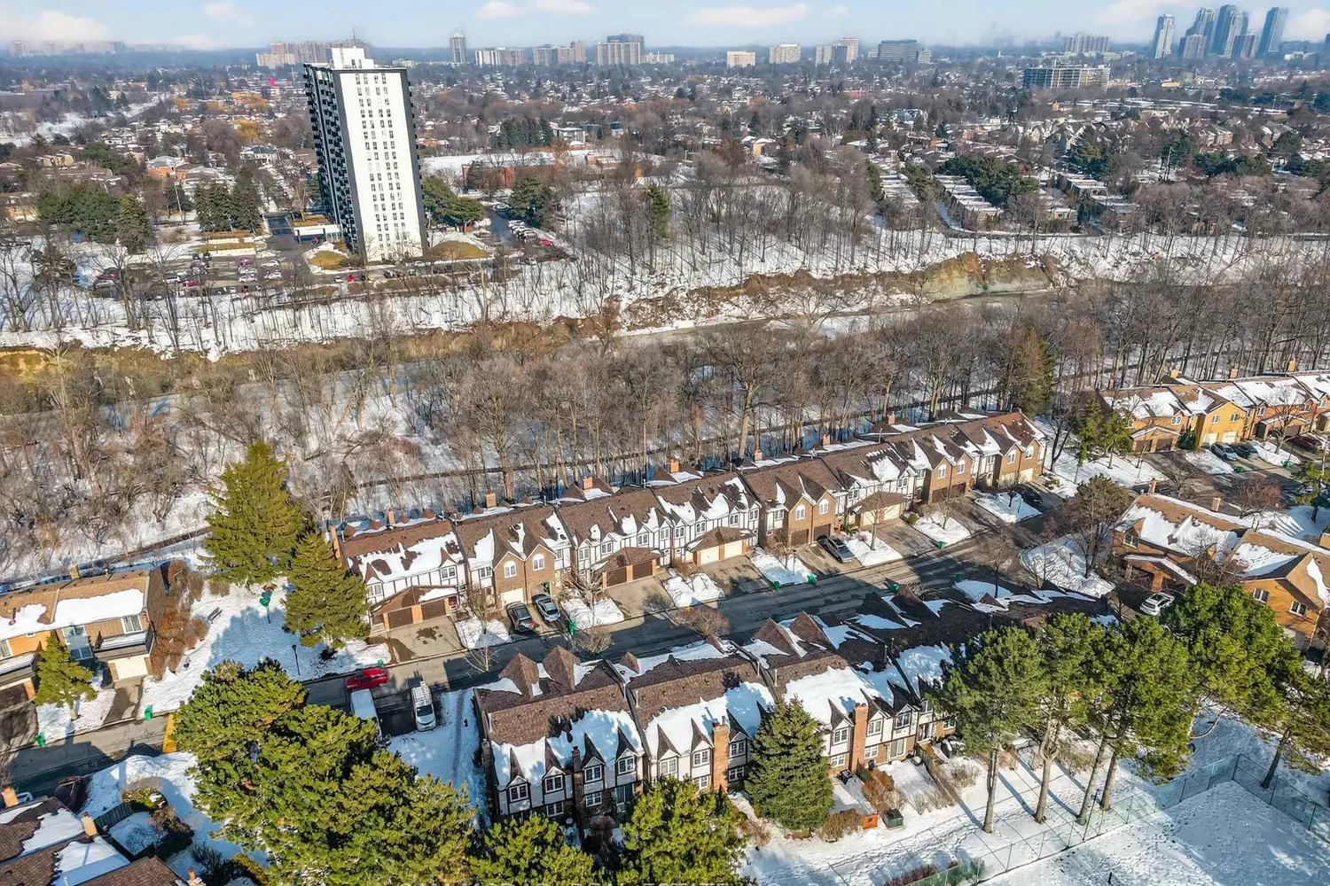 Additional image 18 of 2120 Rathburn Road 43