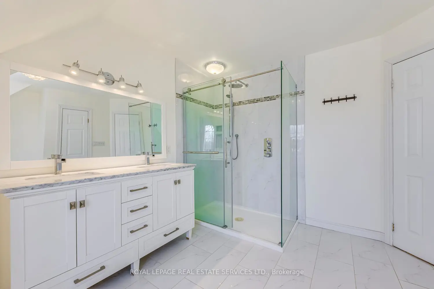 Additional image 18 of 1462 Grand Boulevard