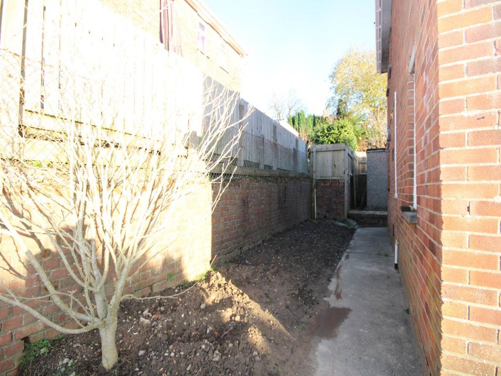 Additional image 17 of 3 bed semi-detached house for saleSalway Avenue, Pengam NP12