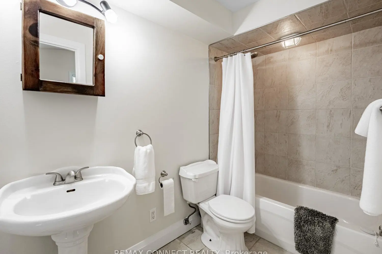 Additional image 15 of 11215 Amos Drive