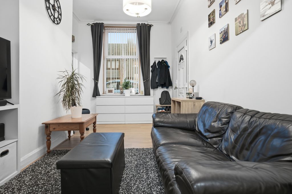 Additional image 4 of 2 bed flat for saleQueen Street, Alva FK12