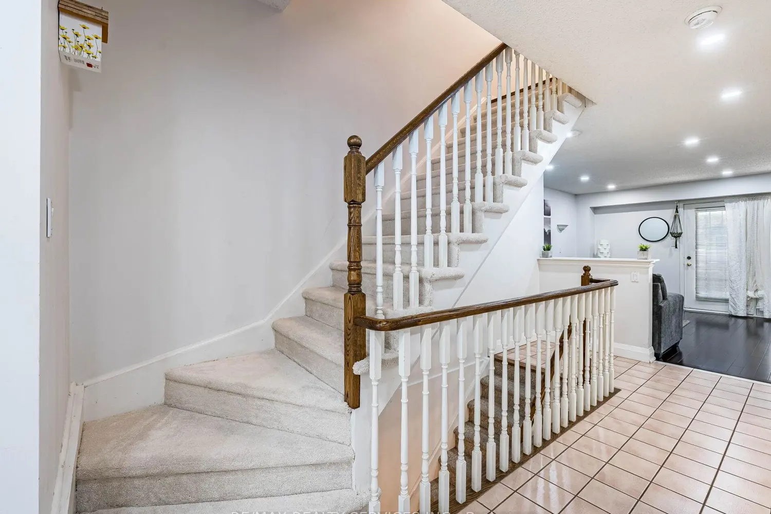 Additional image 7 of 1995 Royal Road 136