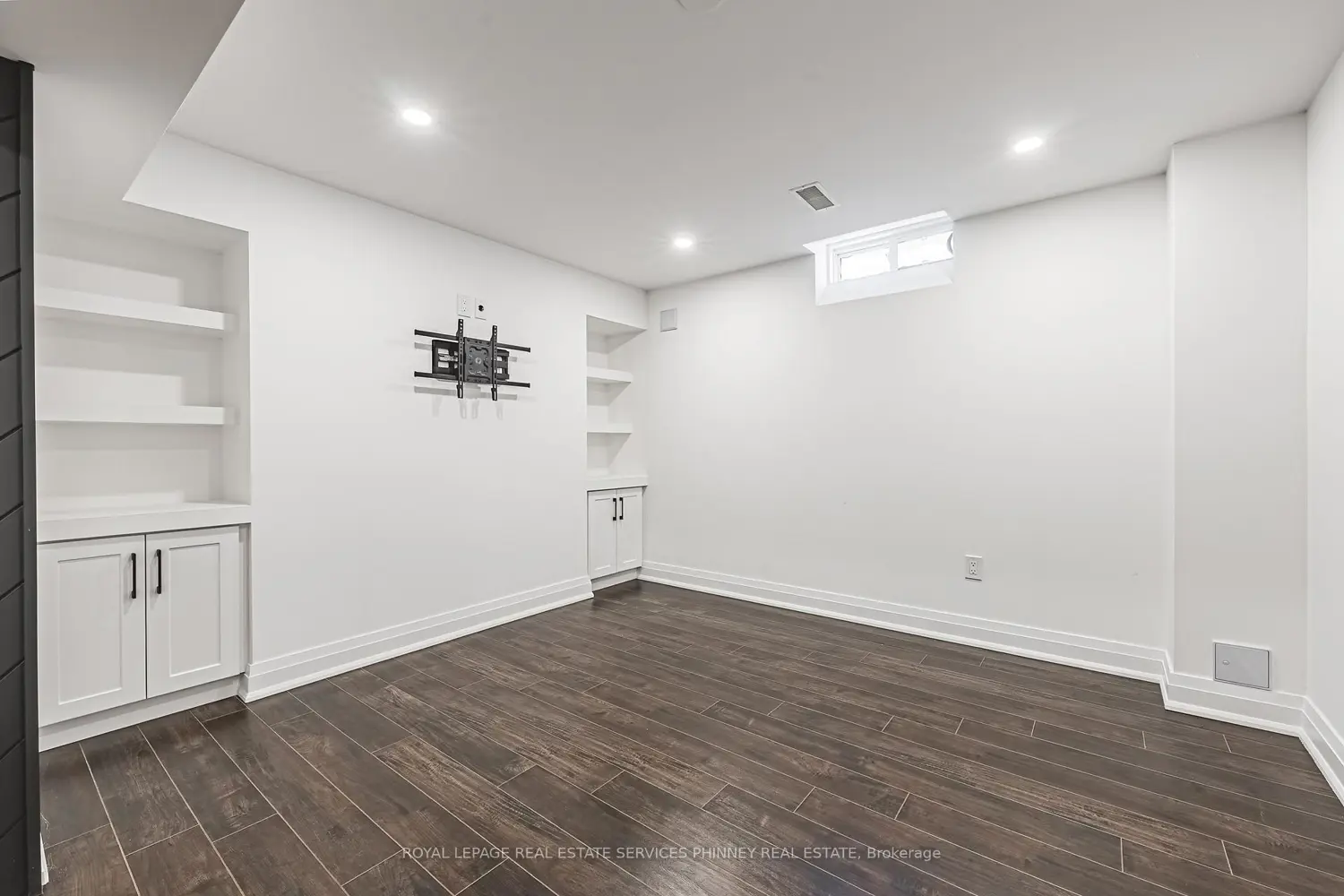 Additional image 13 of 958 Irish Moss Road