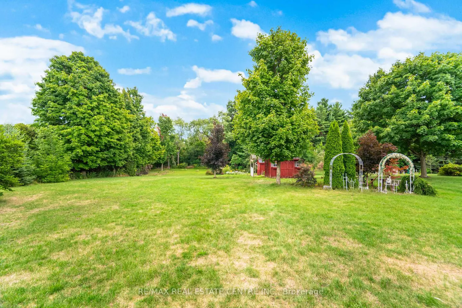 Additional image 18 of 29 Jessica Lane