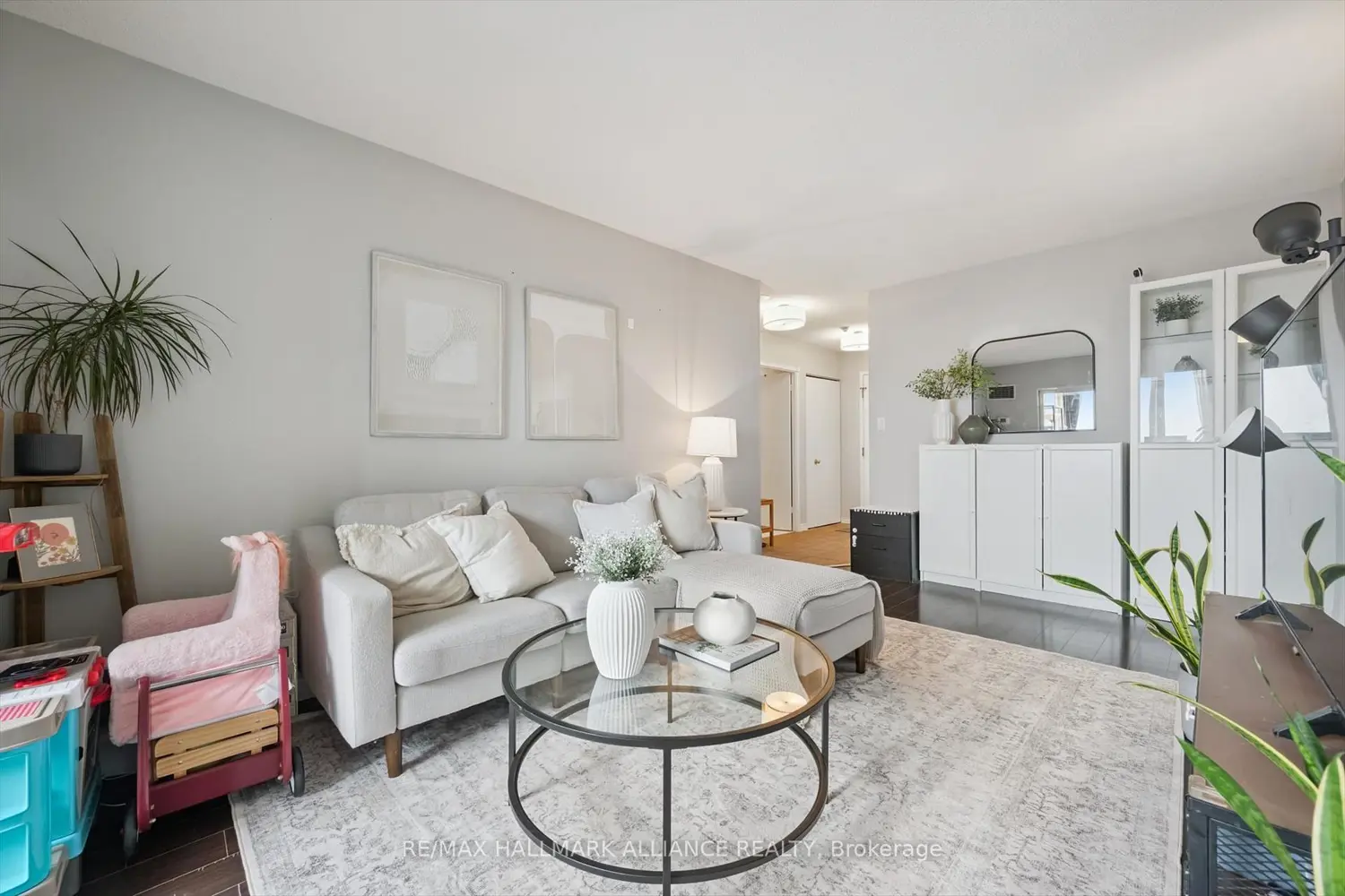 Additional image 7 of 135 Hillcrest Avenue 507