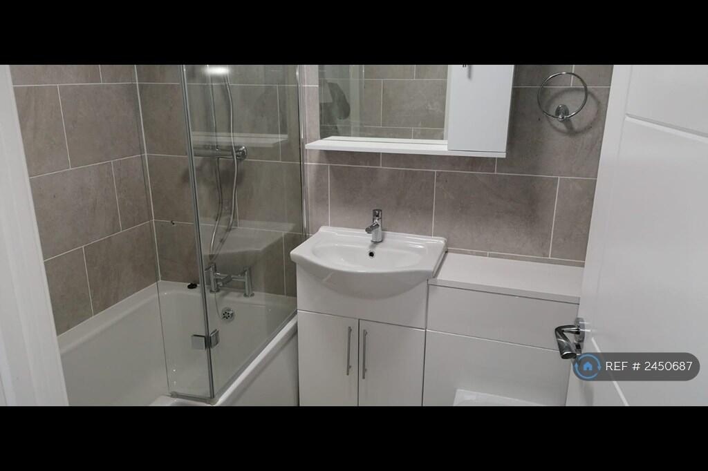 Additional image 5 of 2 Bed Flat, Riverside House, B42, N1 7GU