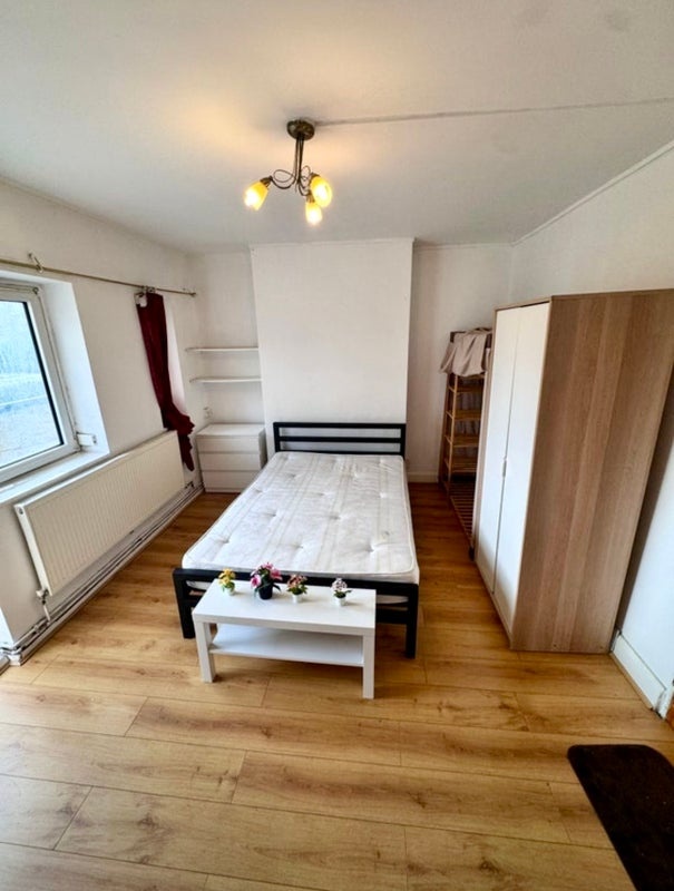 Additional image 8 of Room in a Shared House, Colebert Avenue, E1, N1 7GU