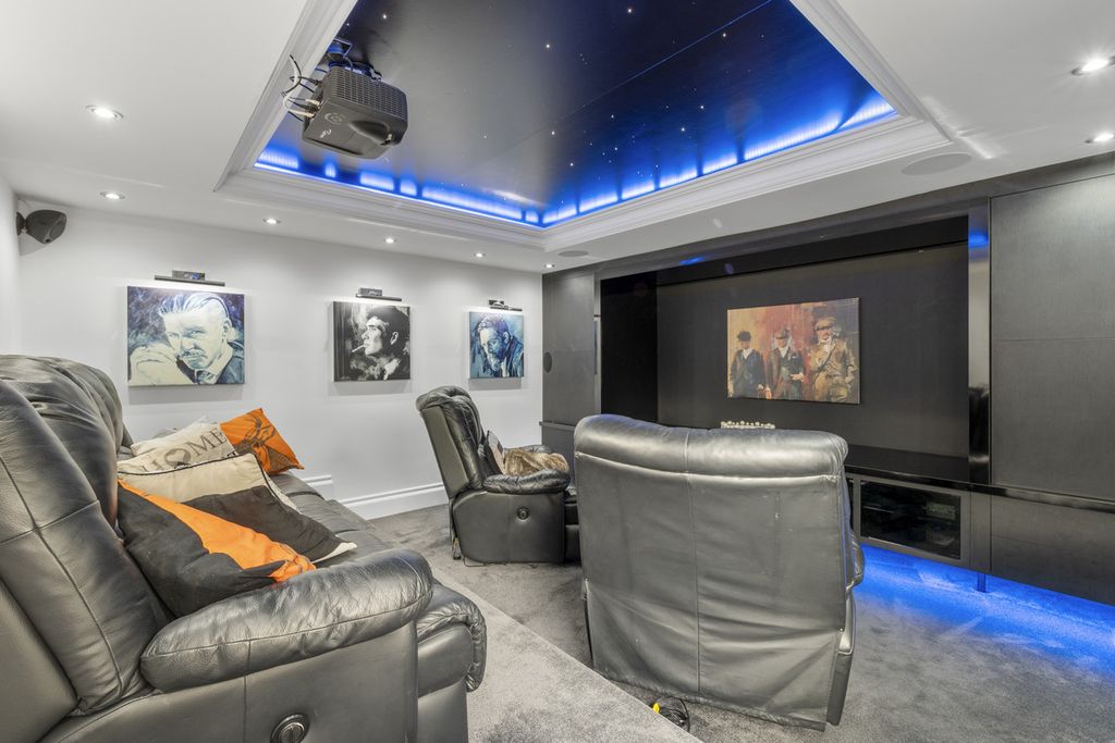 Additional image 9 of 6 bed detached house for saleWawensmere Road, Henley-In-Arden B95