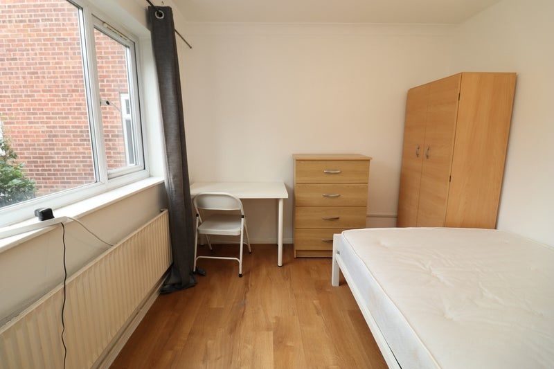Additional image 2 of Room in a Shared House, Corfield St, E2, N1 7GU