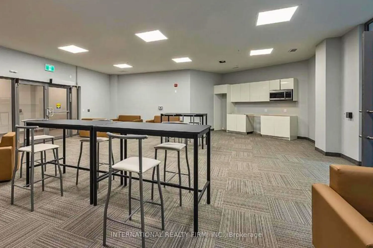 Additional image 11 of 652 Princess Street 425