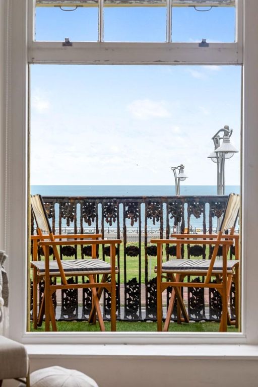 Additional image 5 of 2 bed flat for saleBrunswick Terrace, Hove BN3