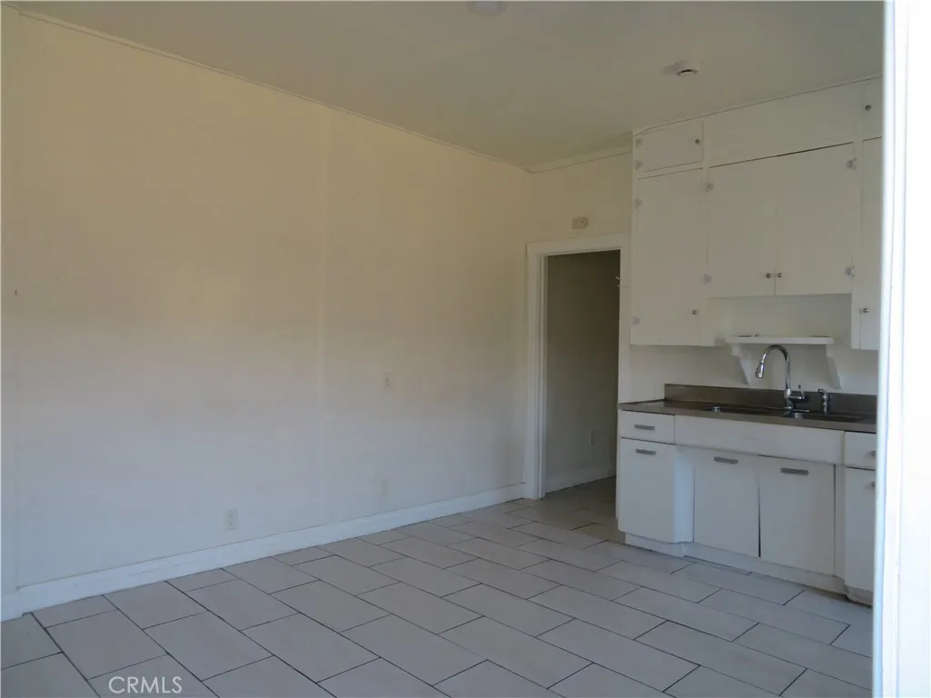 Additional image 9 of 3923 S Normandie Ave, Los Angeles, CA 90037