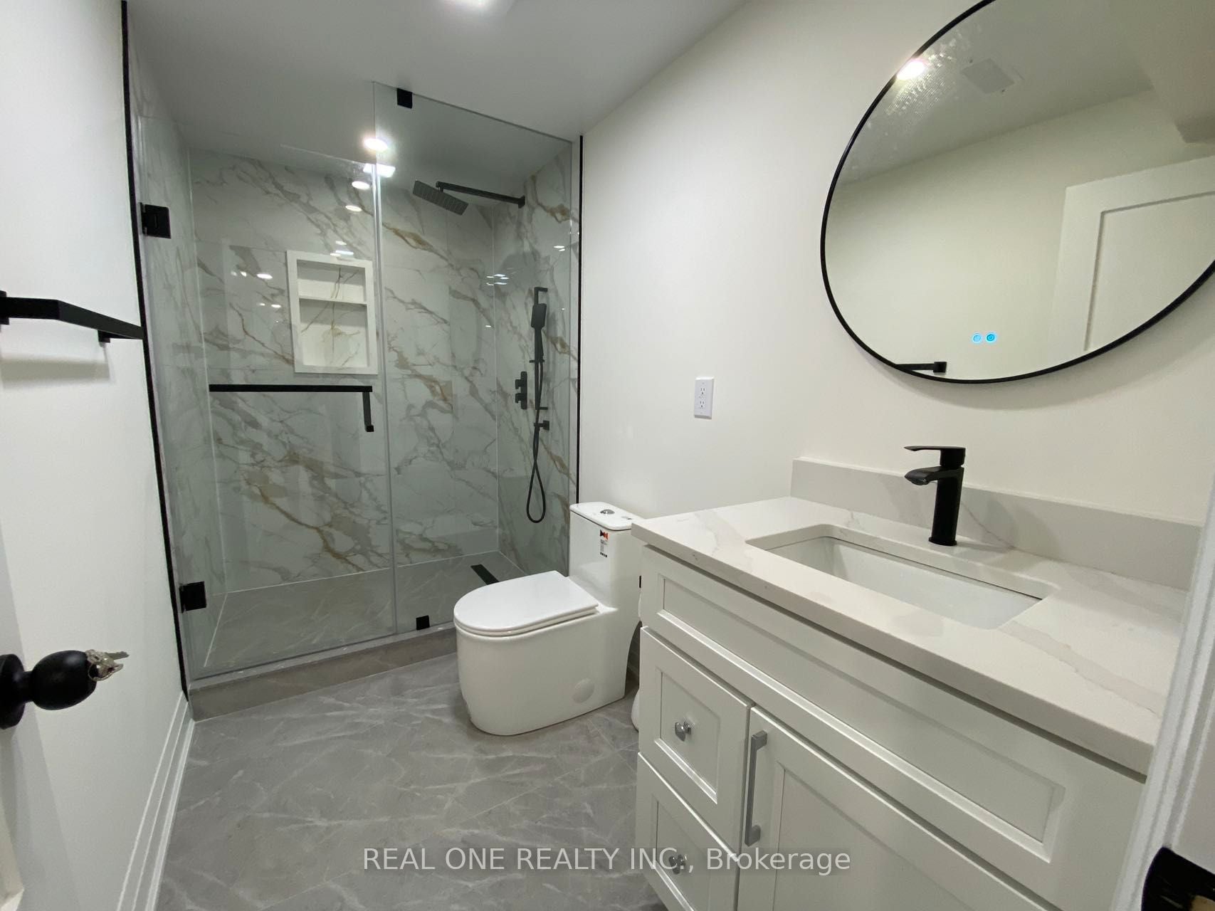 Additional image 6 of 3366 Strabane Drive, Mississauga, ON, L5C 1W7