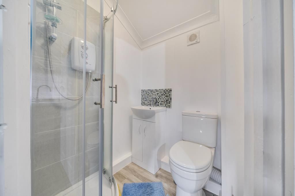 Additional image 16 of 2 bed maisonette for saleNewbury, Berkshire RG14