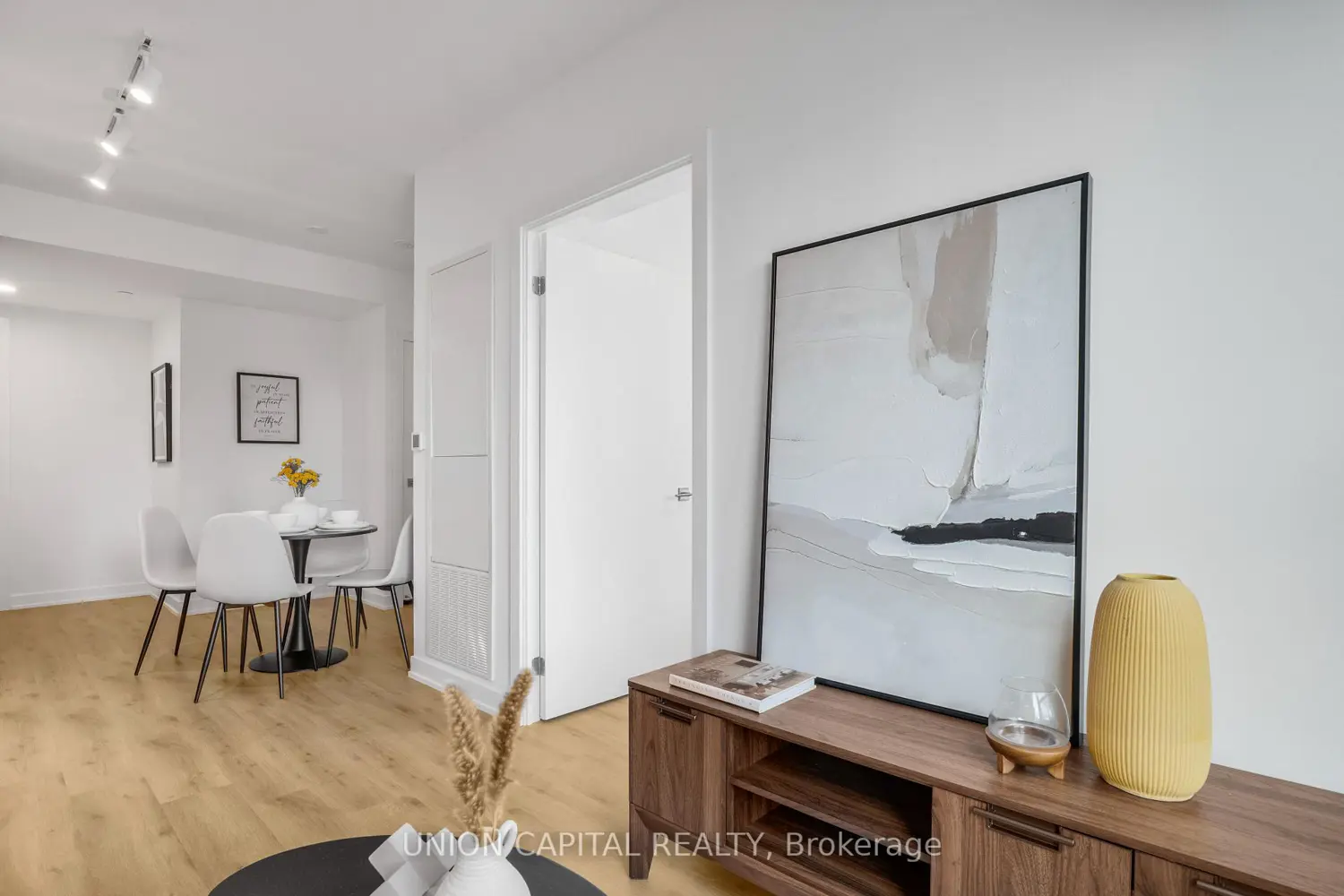 Additional image 7 of 252 Church Street 1801