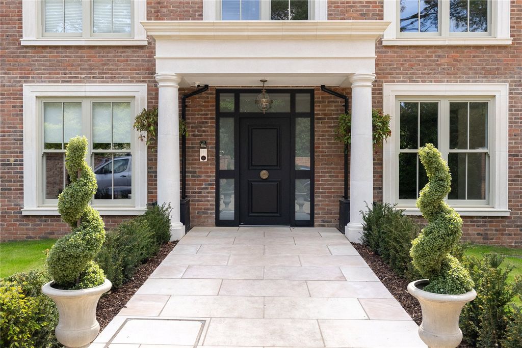 Additional image 28 of 2 bed flat for saleLeigh Court Close, Cobham KT11