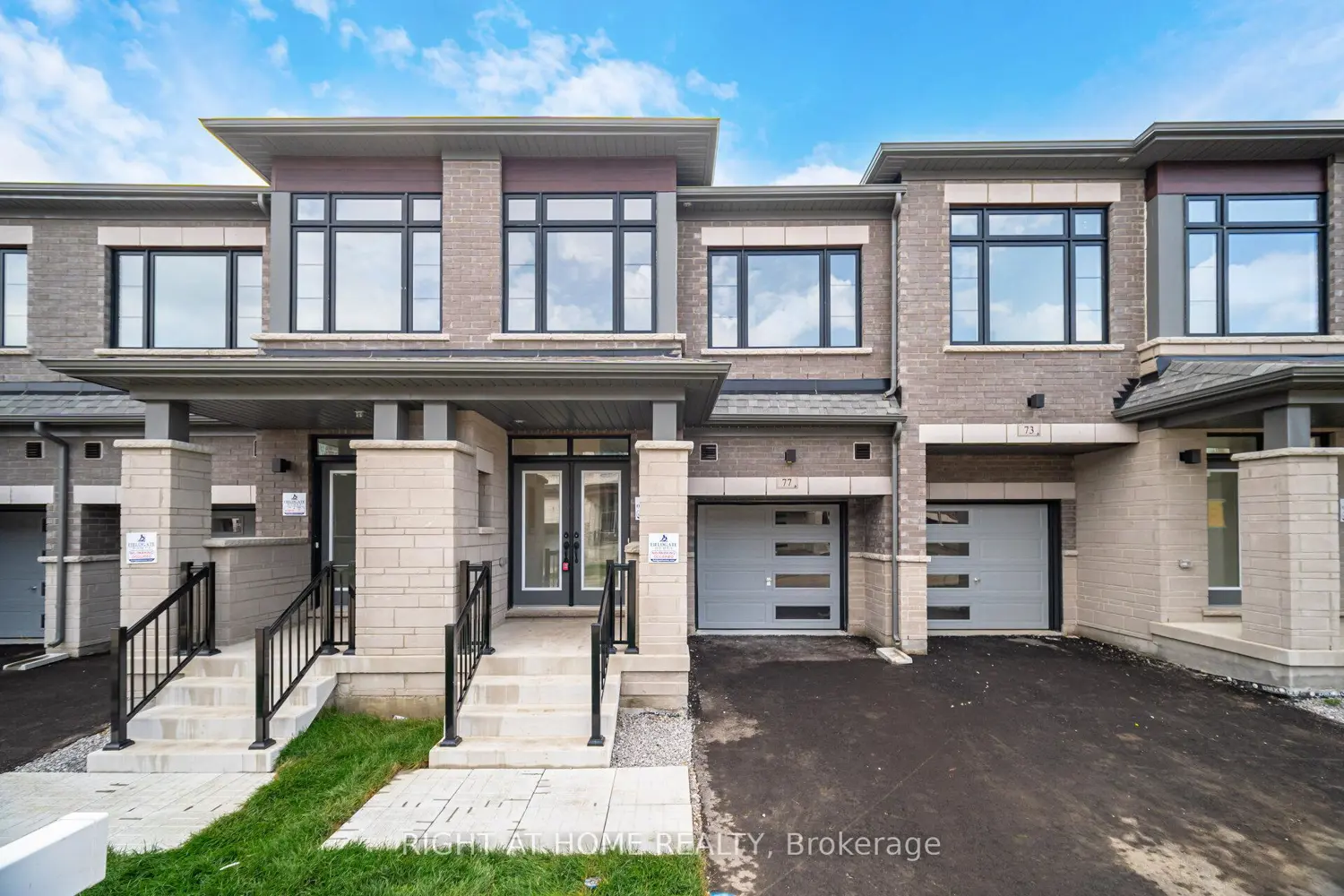 77 Singhampton Road, Vaughan