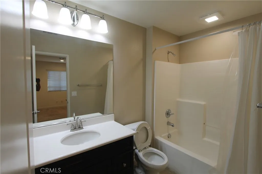 Additional image 11 of 21 Quartet, Irvine, CA 92618