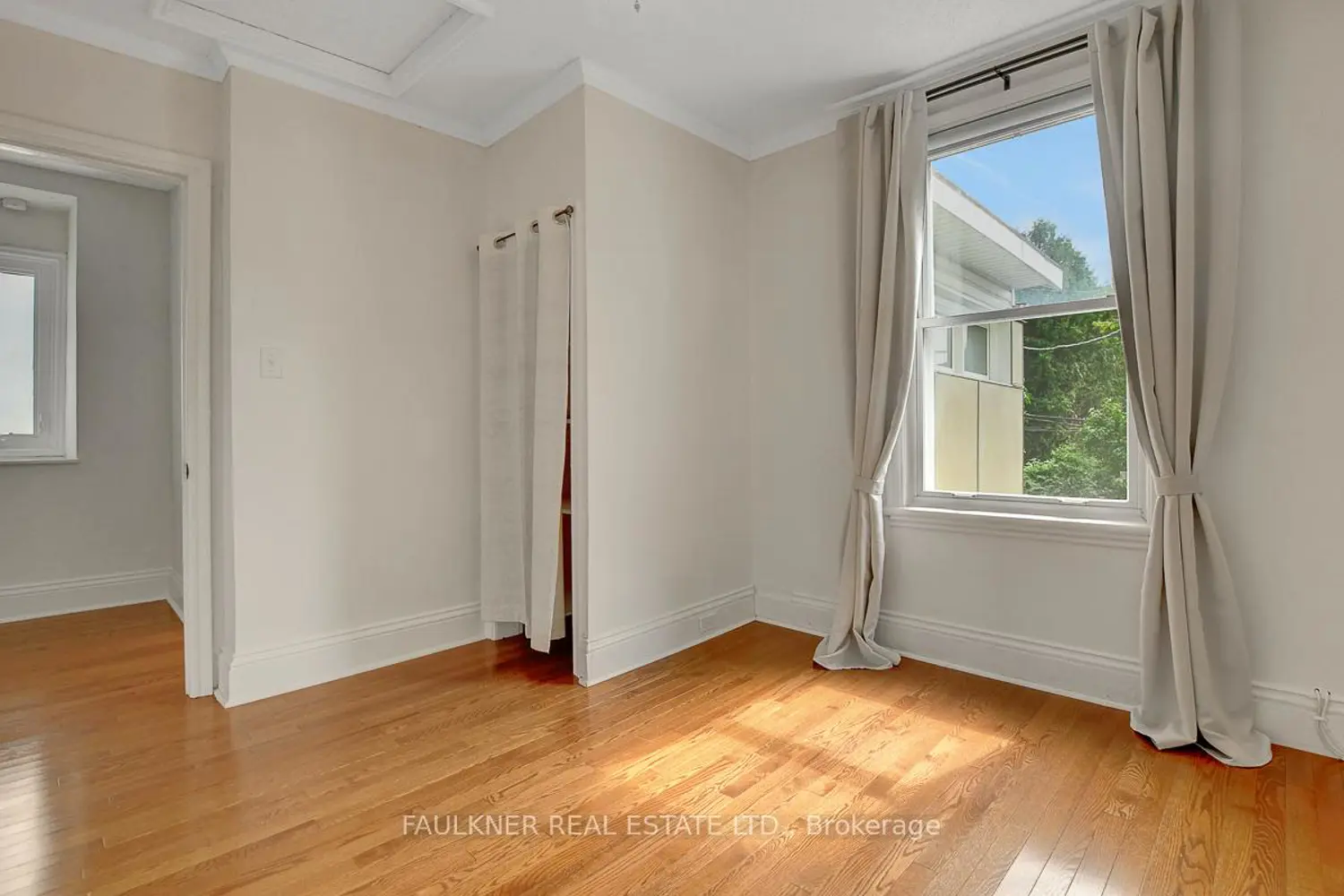 Additional image 16 of 536 Lower Byron Avenue