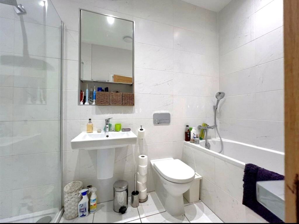 Additional image 6 of 3 bed flat for saleCloister Way, Leamington Spa, Warwickshire CV32
