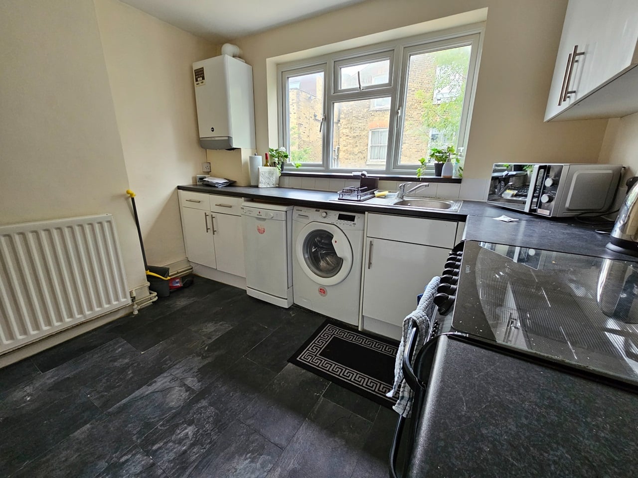 Additional image 2 of 2 Bed Flat, Dorothy Road, SW11, N1 7GU