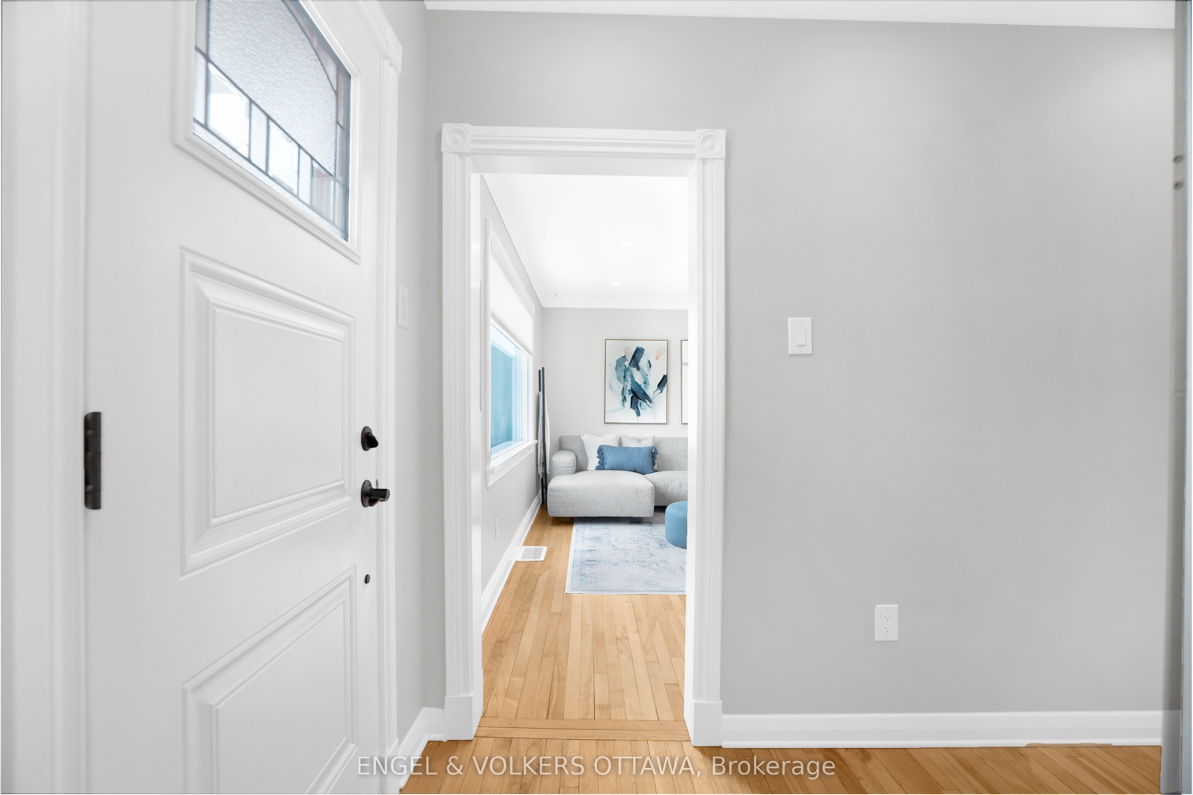 Additional image 4 of 42 Anna Avenue, Ottawa, ON, K1Z 7T4