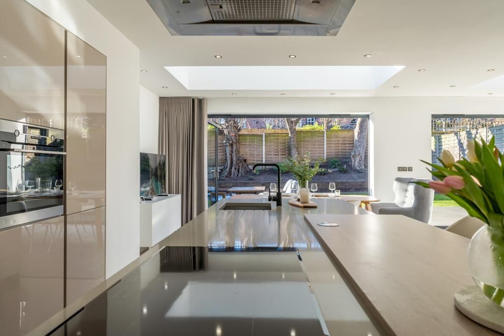 Additional image 2 of 5 bed detached house for saleBroomgrove Road, Botanical Gardens, Sheffield S10
