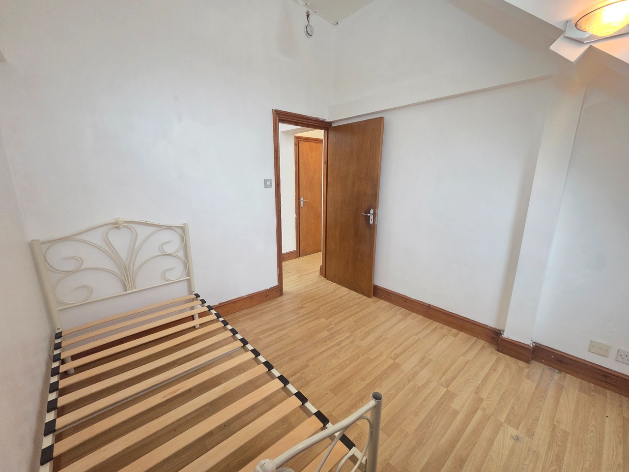 Additional image 7 of 2 Bed Flat, Stockwell Road, SW9, N1 7GU