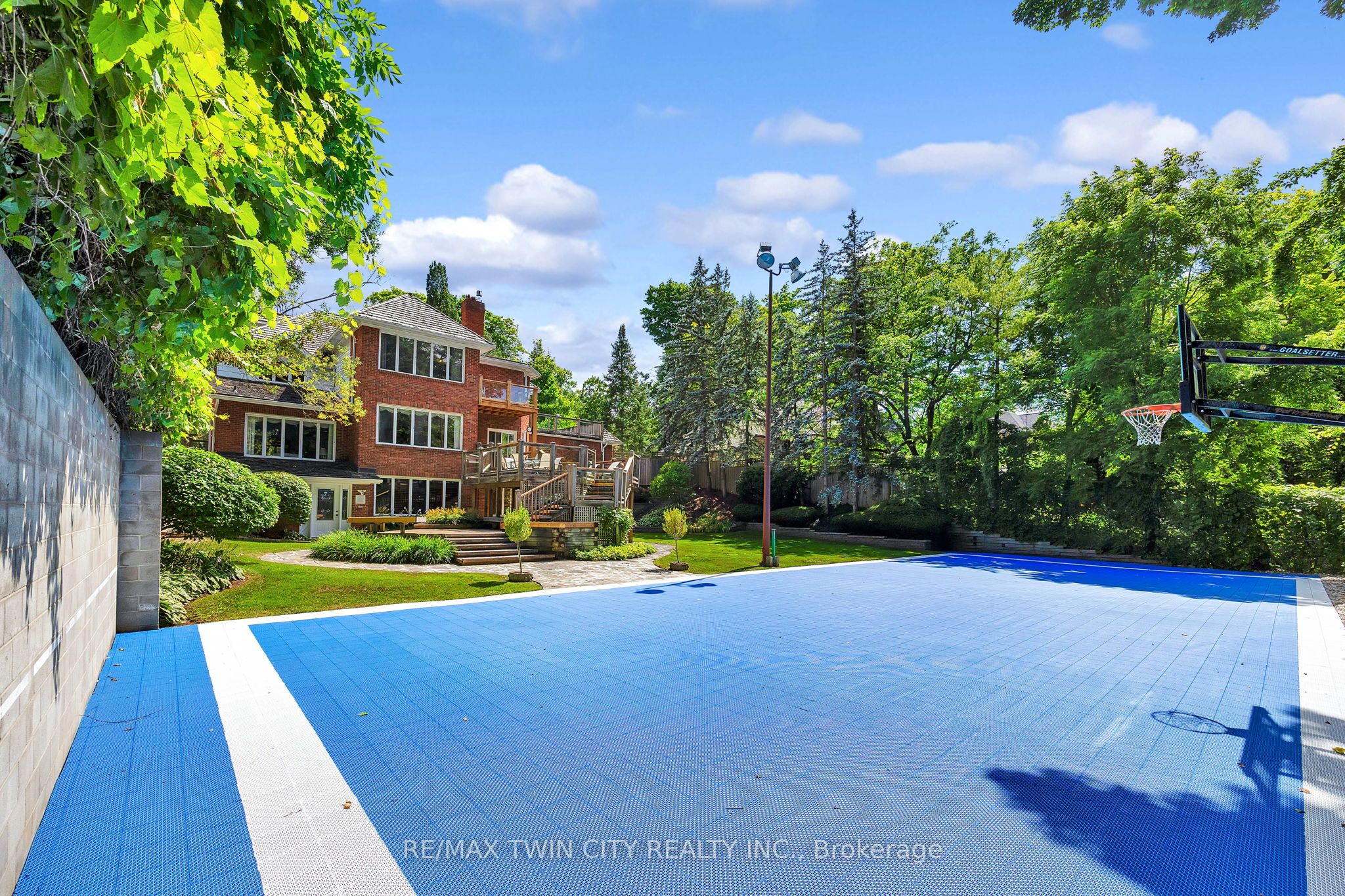 Additional image 6 of 32 Maple Hill Drive, Kitchener, ON, N2M 2R8