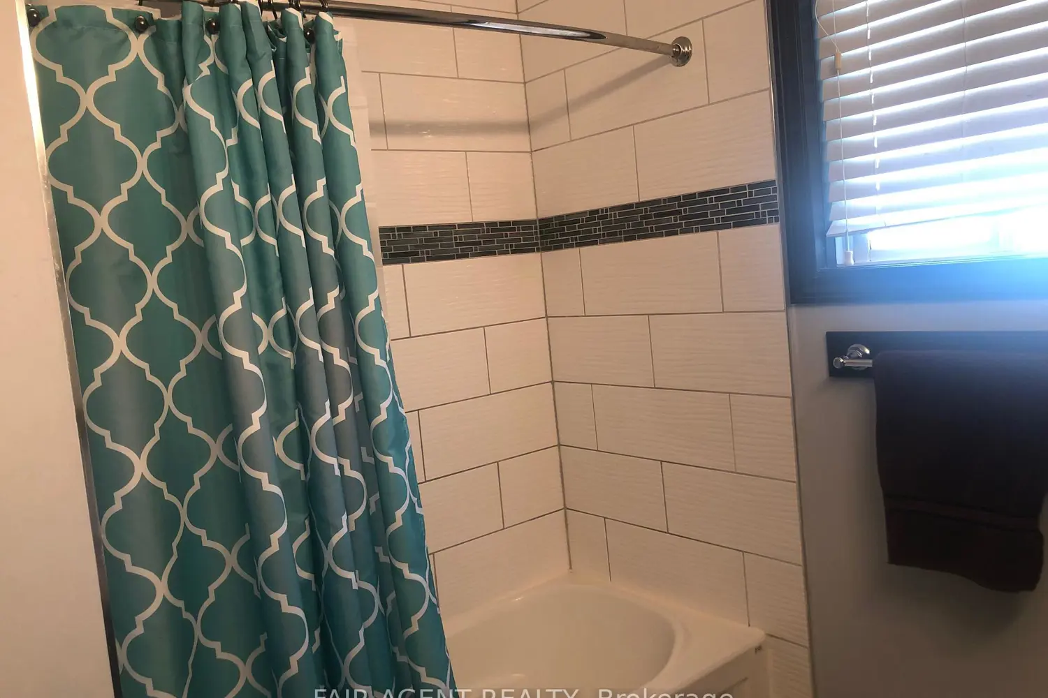 Additional image 12 of 562 Erinbrook Drive