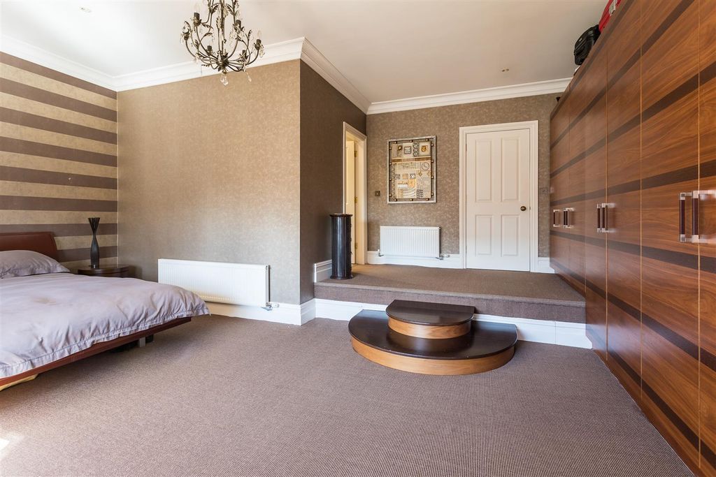 Additional image 26 of 5 bed detached house for saleTheobald Road, Bowdon WA14