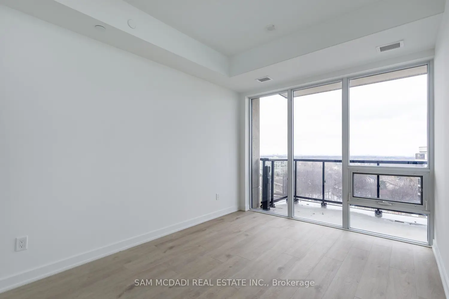 Additional image 15 of 1035 Southdown Road 1503