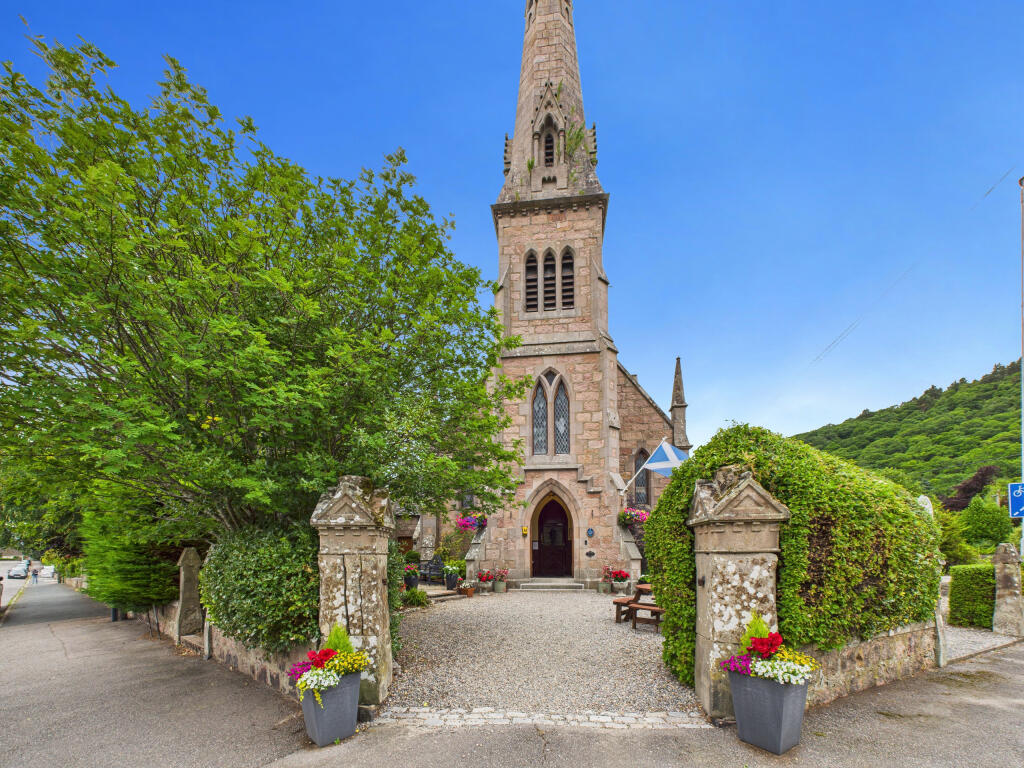 The Auld Kirk, 31 Braemar Road, Ballater, Aberdeenshire