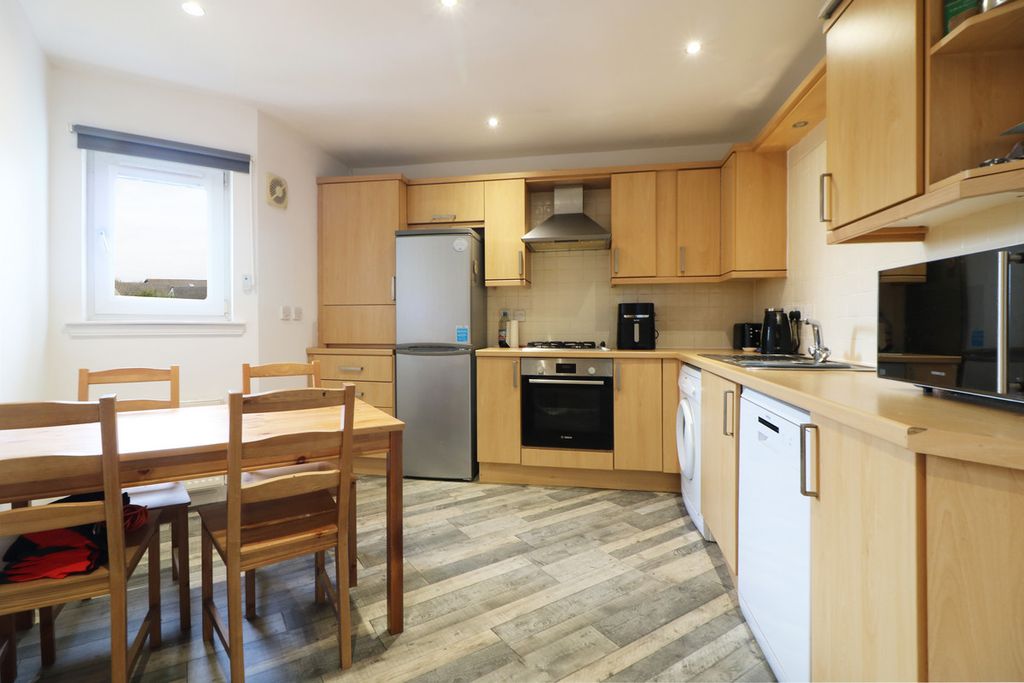 Additional image 2 of 2 bed flat for saleShawfarm Gardens, Prestwick KA9
